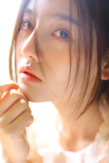 西田露娜